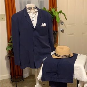 %100 Silk Suit! NWOT!